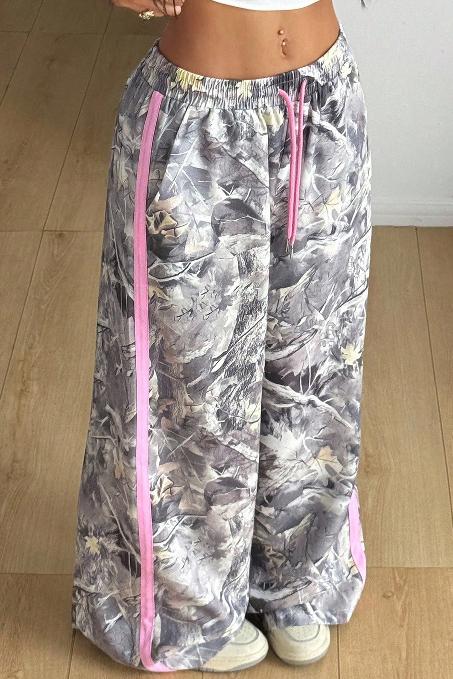 Street Woodland Detail Drawstring Wide Leg Sweatpants