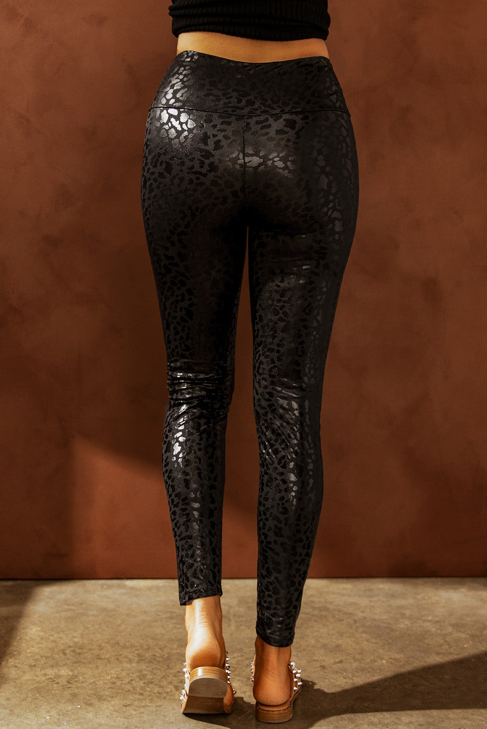 Zahra Shiny Leopard Textured Leggings
