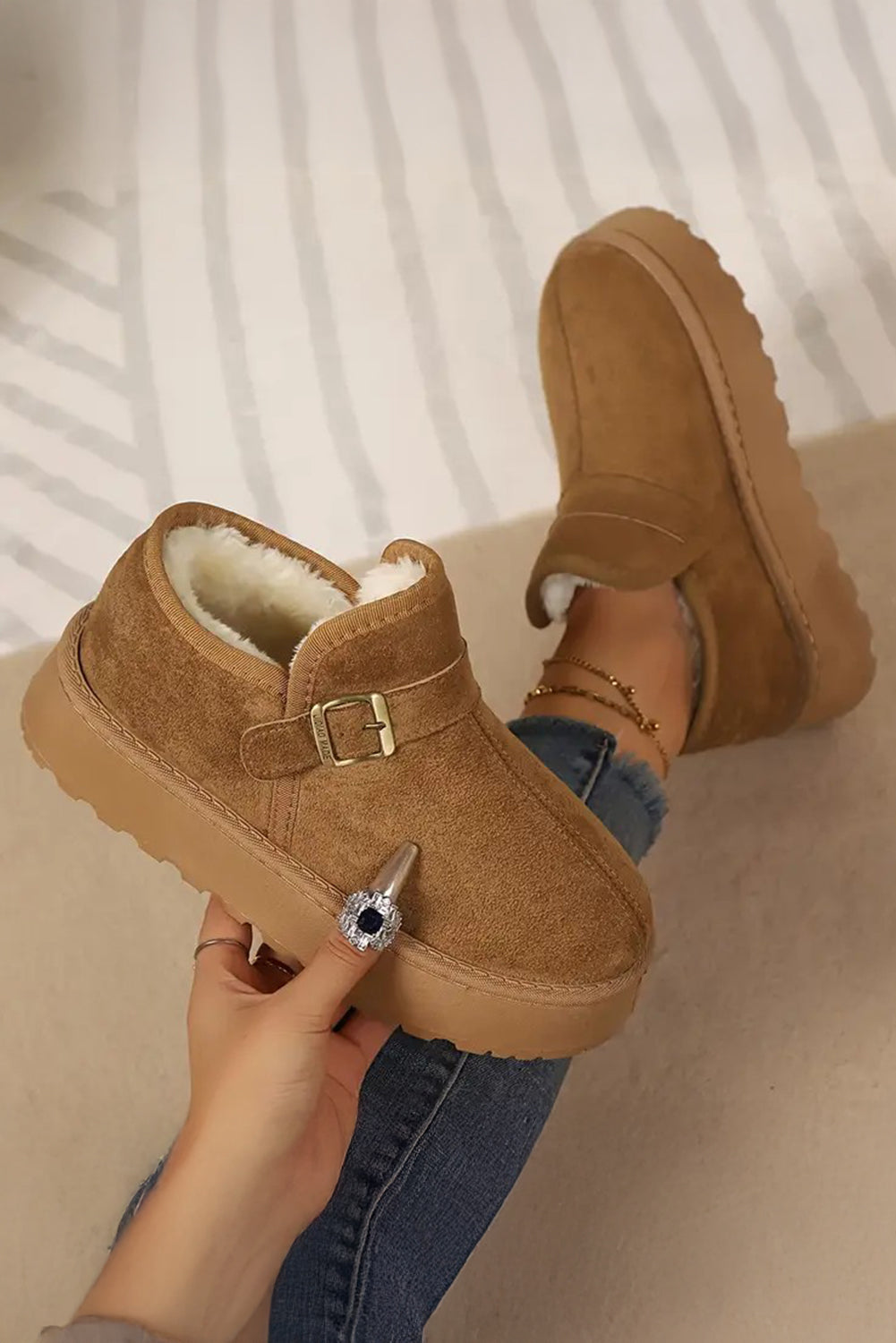 Coffee Buckle Detail Round Toe Platform Cozy Winter Boots